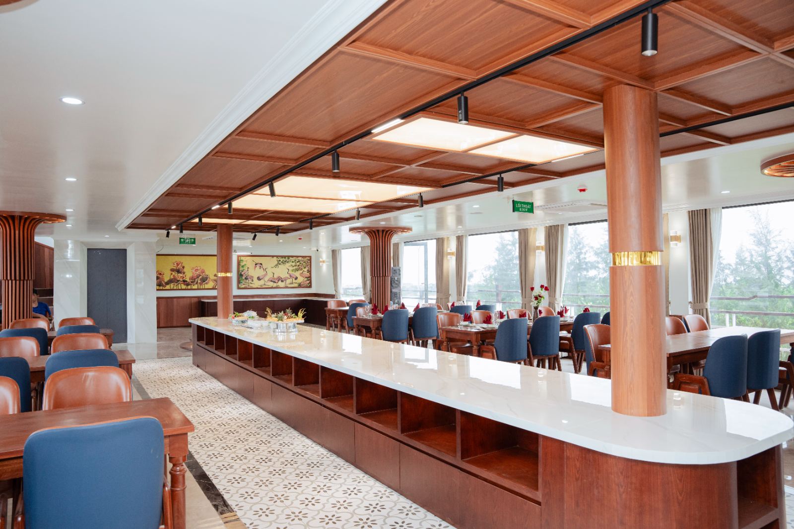Glass fine-dining restaurant aboard Daiichi Luxury Cruise